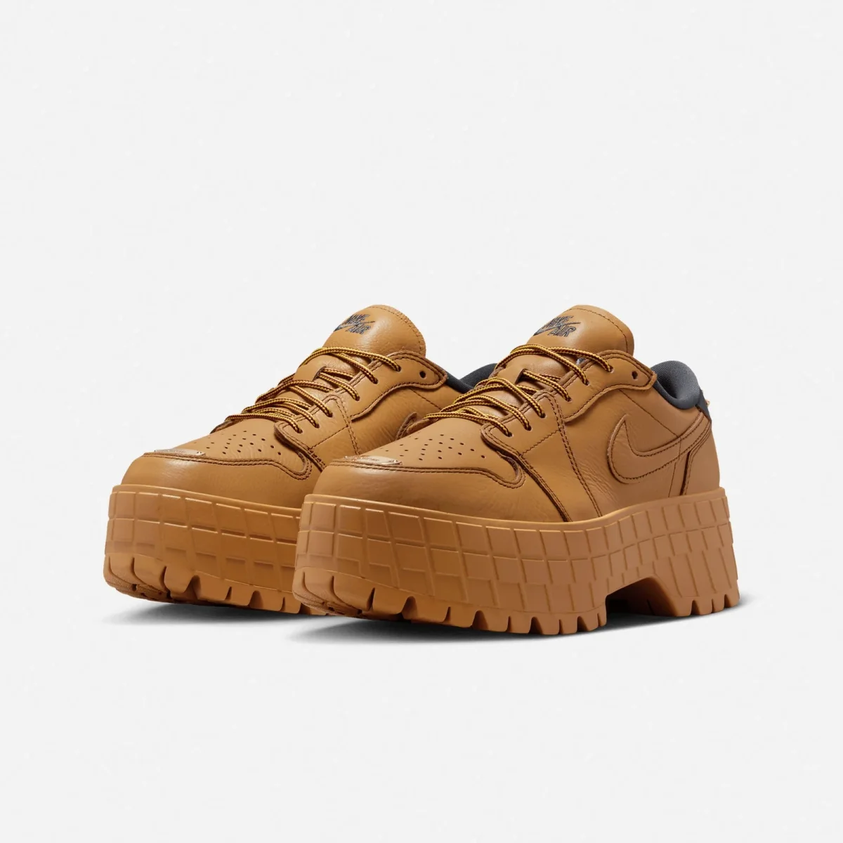 Jordan Air Jordan 1 Brooklyn Low HF3184-700 - Image 4
