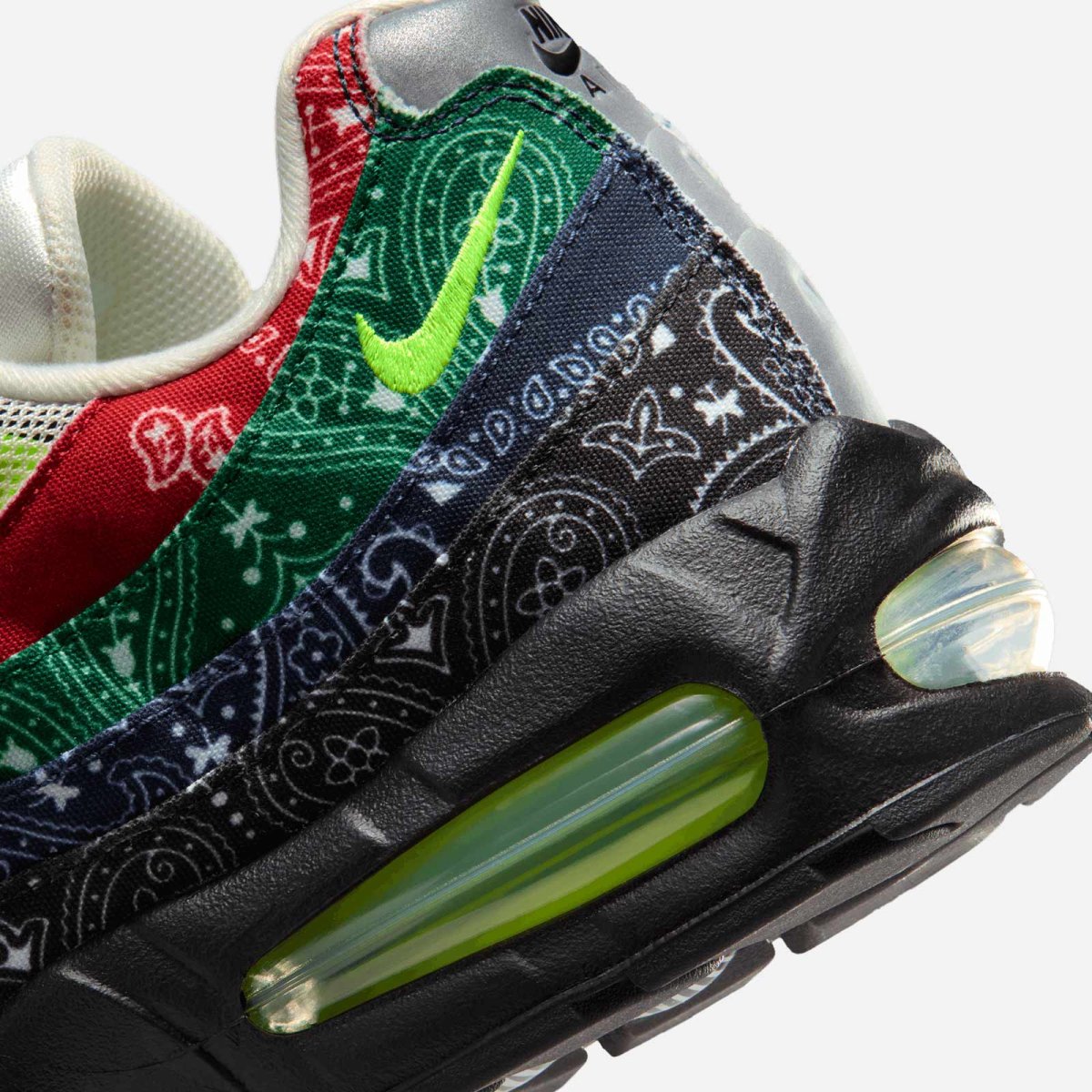 Nike Air Max 95 OG Big Bubble Paisley Bandana IQ0620-100 - Image 9